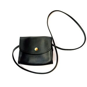 Vintage Coach Classic Chrystie Bag Black Crossbody Gold Hardware Genuine Leather